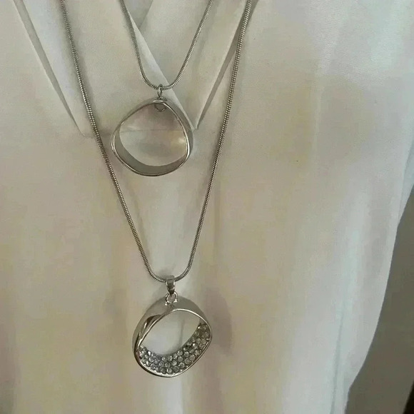Layered Silver-tone Necklace with Rhinestones - Picture 4 of 7